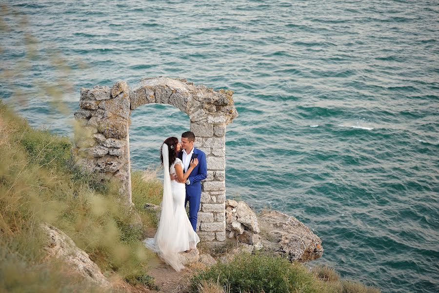 Fotografo di matrimoni David Fiscaleanu (davidfiscaleanu). Foto del 12 maggio 2019