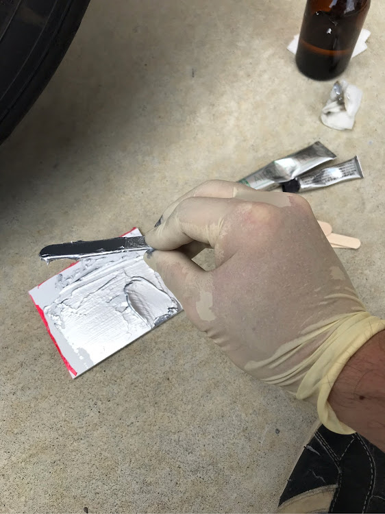 シビックタイプRのガリ傷補修・そして、新商品！に関するカスタム事例の投稿画像10枚目