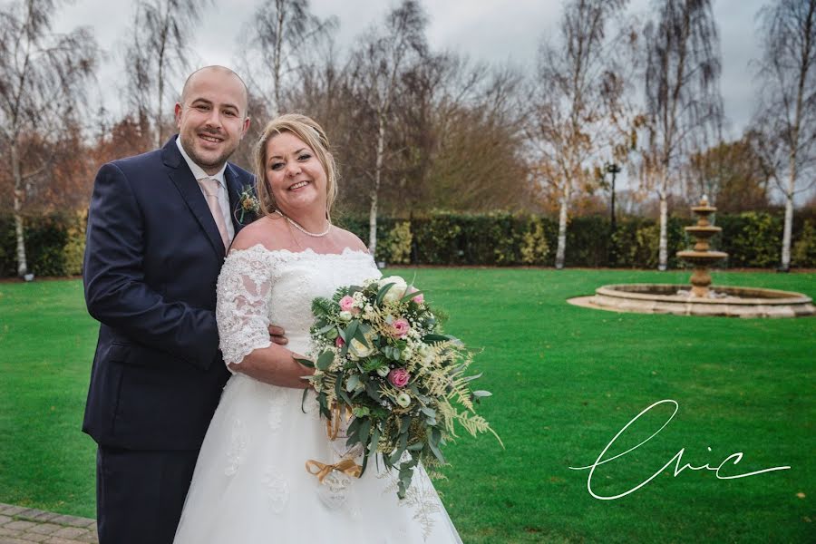 Pulmafotograaf Andy C Thomas (chicweddingphoto). Foto tehtud 1 juuli 2019