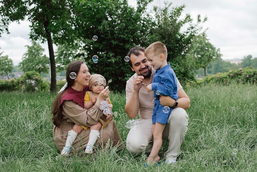 Fotógrafo de casamento Elena Gladkikh (egladkikh). Foto de 7 de julho 2022