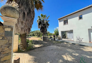 House with pool and terrace 5