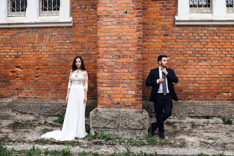 結婚式の写真家Denis Konstantinov (380960170930)。2019 3月9日の写真