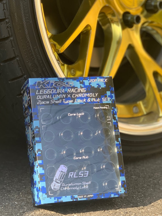 エスクァイアのキョウエイスポーツナットツーピース・work cvxに関するカスタム事例の投稿画像1枚目
