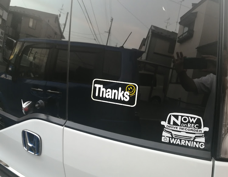 ステップワゴンスパーダのThanks sign LED・りんご→ゴリラ→ラッパに関するカスタム事例の投稿画像6枚目
