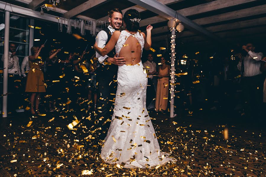 Fotógrafo de casamento Lukas Wawotschni (herrundfrauw). Foto de 13 de setembro 2016