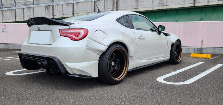 86のユウイチ Eat up⤴️さんが投稿したカスタム事例の投稿画像3枚目
