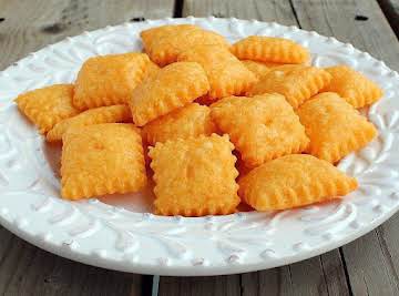 Homemade Cheez-Its