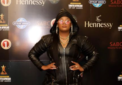 Rapper Lady Du showcases her rapping skills.