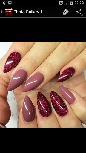 Stiletto Nails