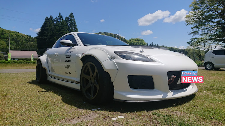 RX-8の久しぶりに8とデート。😁・森林浴。😍に関するカスタム事例の投稿画像1枚目