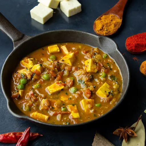 Matar Paneer