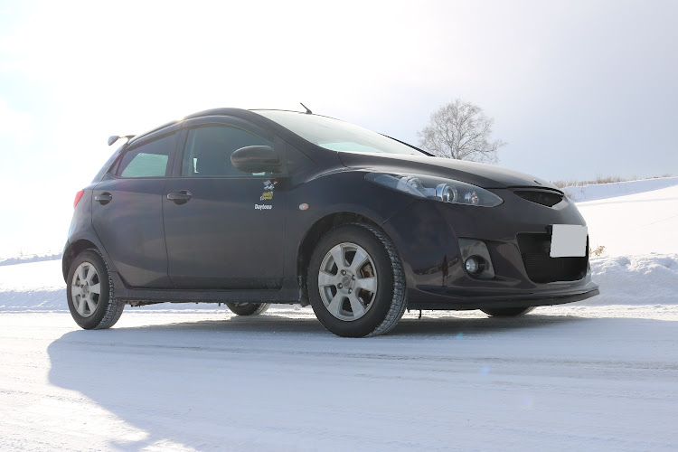 デミオのDE連合・斜め前・過去画像・デジ一眼に関するカスタム事例の投稿画像1枚目