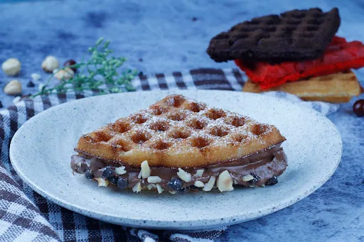 Ferrero Crunch Waffle (Wallonia Waffle Co)