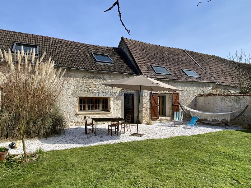 Vente maison 6 pièces 152.6 m² à Thoiry (78770), 399 000 €