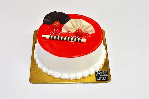 Eggless Premium Strawberry Cake