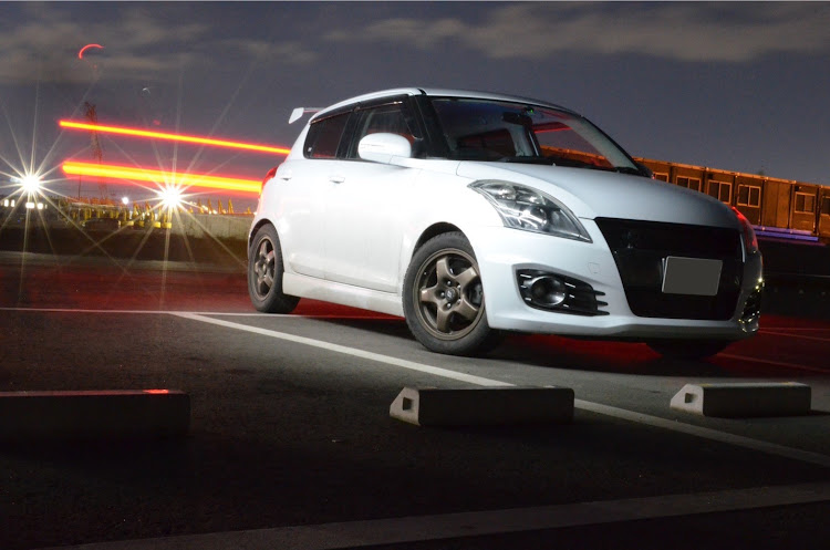 スイフトスポーツのzc32s・スイフトスポーツ・2月もよろしくお願いします・イチガンクオリティに関するカスタム事例の投稿画像1枚目