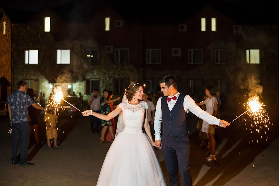 Fotografo di matrimoni Olga Belopukhova (belopuhovphoto). Foto del 14 agosto 2016