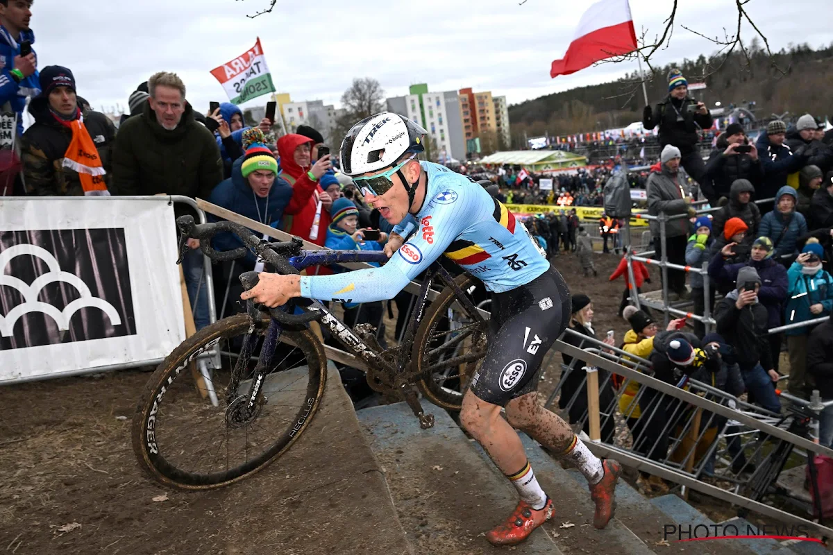 Thibau Nys verklaart waarom hij in de slotrondes nog stevig wegzakte op het WK veldrijden