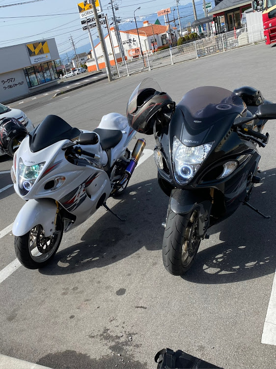 たぬよしさんが投稿した愛車の表情・GSX1300R・隼に関するカスタム事例の投稿画像1枚目