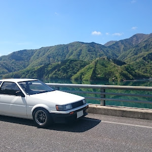 カローラレビン AE86