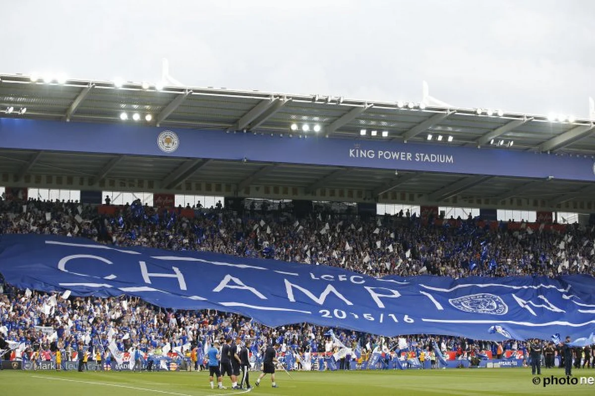 Kippenvel, tranen en erehaag: het titelfeest van Leicester heeft het allemaal!