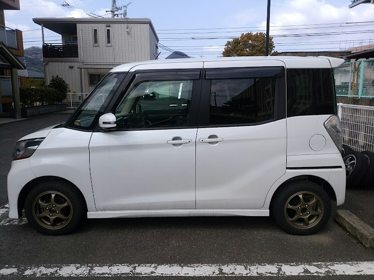 デイズルークスのバドックス・グッドイヤーレブスペックハイブリッドⅡに関するカスタム事例の投稿画像1枚目