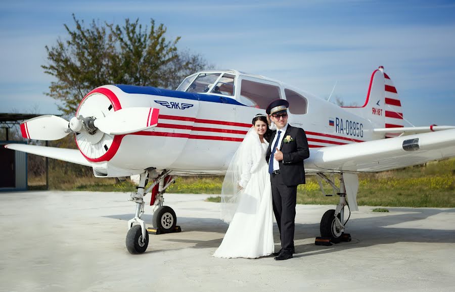 Wedding photographer Olesya Shapovalova (lesyashapovalova). Photo of 7 October 2014