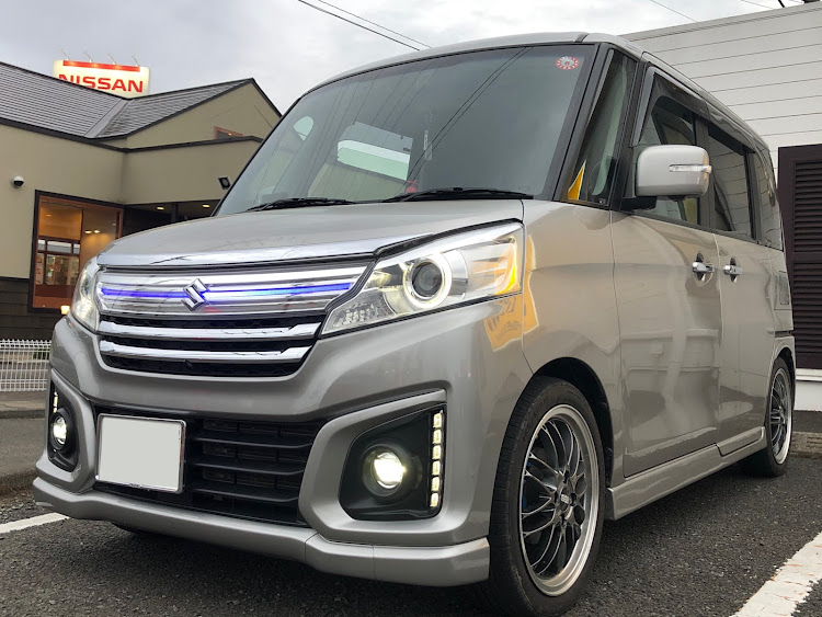 スペーシアカスタムのダルダル月曜日・雨降り☔️・NISSAN看板・今日もお疲れ様でしたに関するカスタム事例の投稿画像1枚目