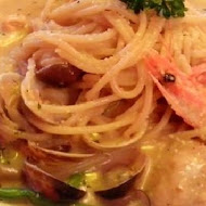 Is Pasta義大利麵