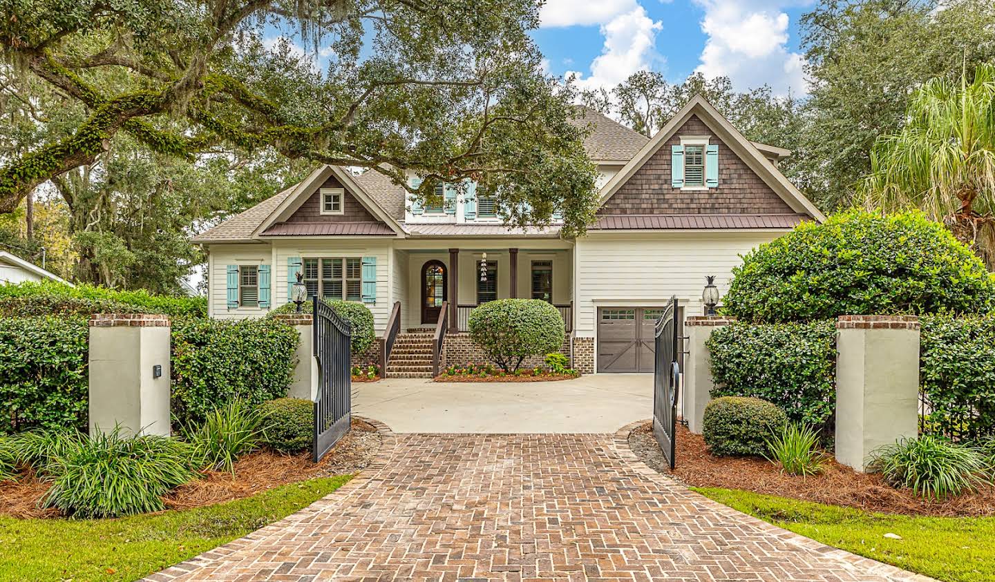 House with pool St. Simons Island