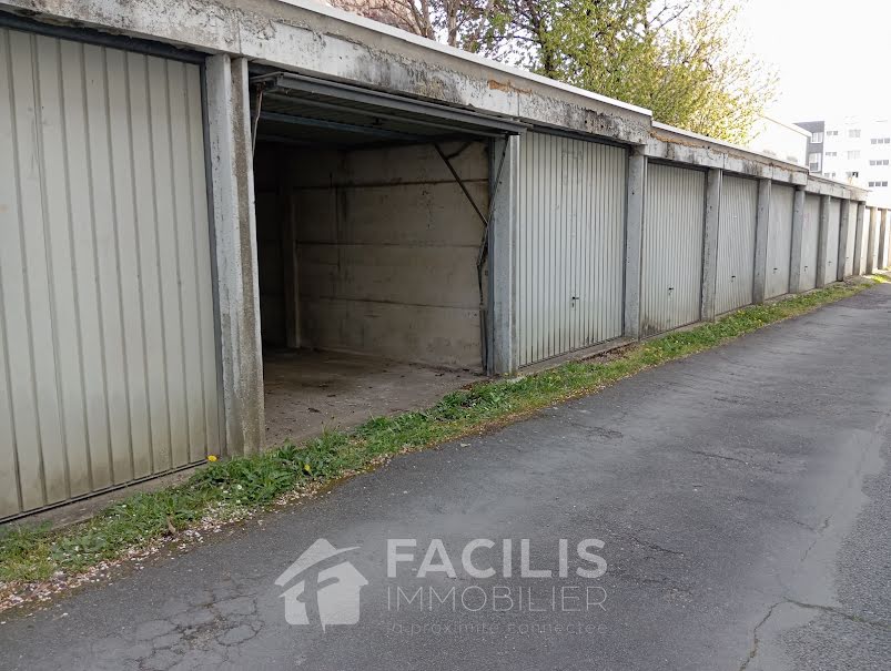 Vente parking  12.5 m² à Tours (37000), 16 500 €