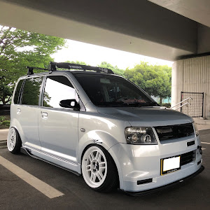 eKスポーツ H81W