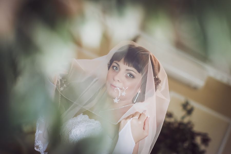 Wedding photographer Olga Guseva (olgaguseva79). Photo of 5 November 2015