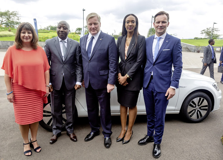 The pilot project, which will form part of Volkswagen’s operations in Rwanda, was officially announced on Monday by Thomas Schaefer, CEO of Volkswagen Group South Africa and responsible for the Sub-Sahara Africa Region, in the presence of Rwanda Prime Minister Dr Edouard Ngirente.