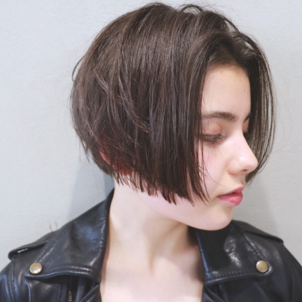 大人女子におすすめ かわいい前下がりショート ボブのヘアカタログ Trill トリル