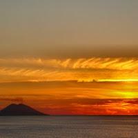 Stromboli in un cielo di fuoco di 