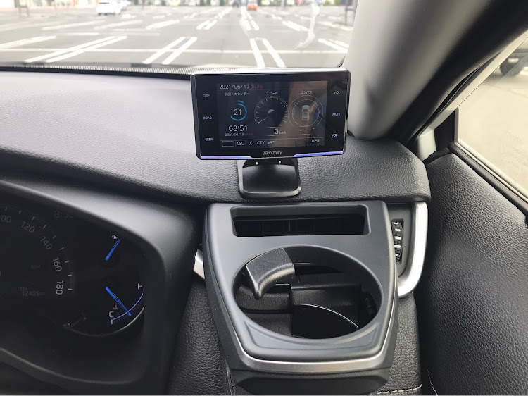 RAV4のレーダー探知機取付・香りだちモンスター・安全運転で！に関するカスタム事例の投稿画像5枚目