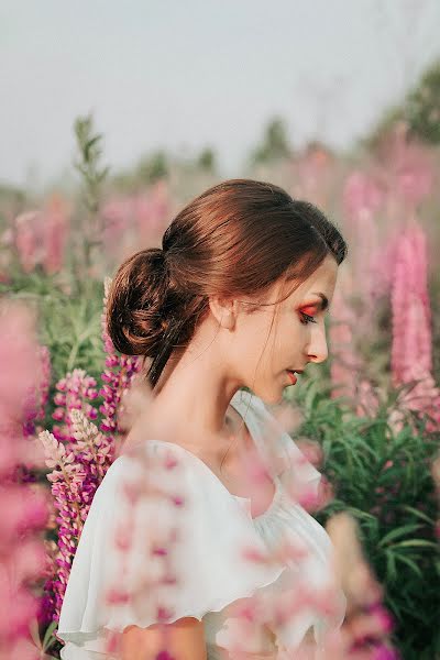 Fotógrafo de casamento Yuliya Buga (nikakim). Foto de 6 de julho 2018