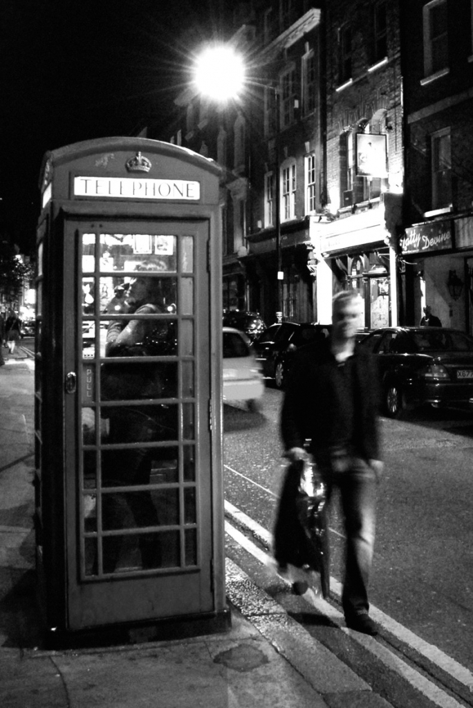 LONDON TELEPHONE BOOTH di ronnj