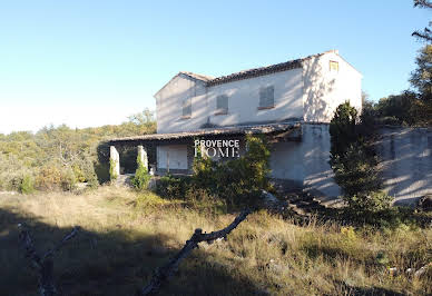 House with pool and terrace 4