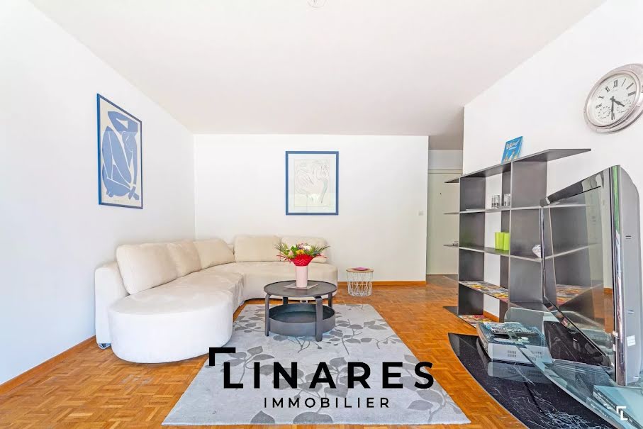Location meublée appartement 3 pièces 83 m² à Marseille 12ème (13012), 1 090 €