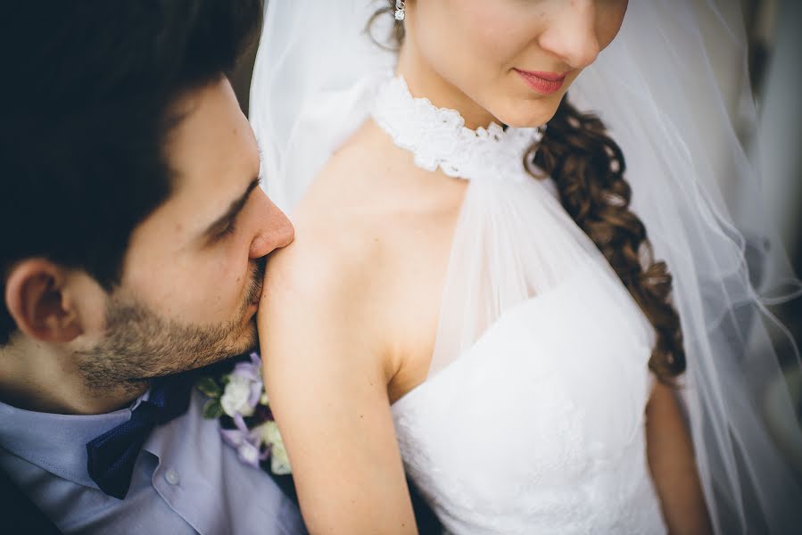 Photographe de mariage Vyacheslav Luchnenkov (lucnenkov). Photo du 8 mars 2015