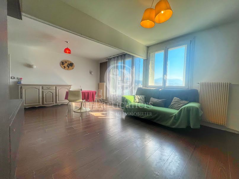 Vente appartement 3 pièces 70 m² à Grenoble (38000), 129 000 €