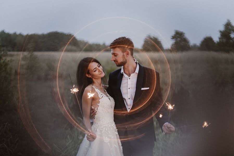 Wedding photographer Krzysiek Piórkowski (refleksyjni). Photo of 21 May 2020