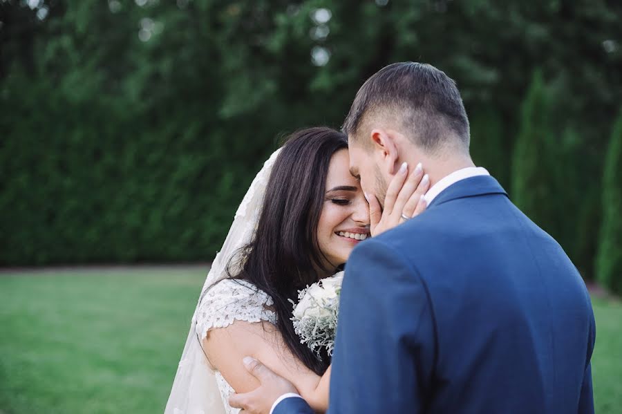 Fotógrafo de casamento Yura Galushko (jurekgalushko). Foto de 23 de abril 2017