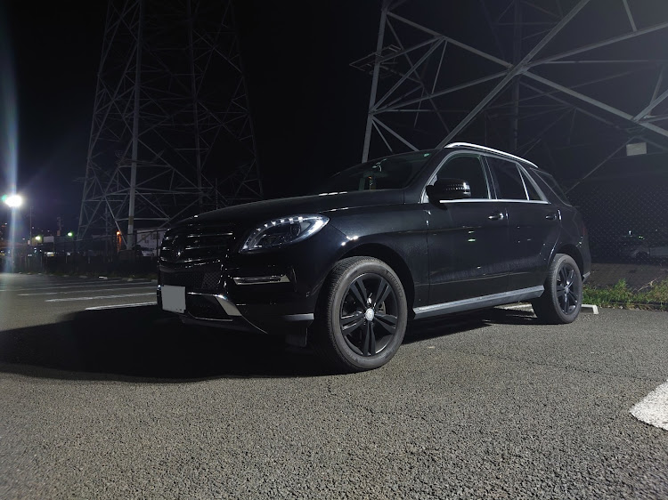 Mクラスのとある駐車場で・あと少しでお別れ・寂しすぎる・色々加工・昔のテレビに関するカスタム事例の投稿画像1枚目