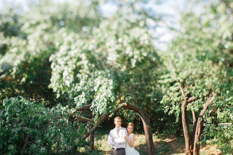 Wedding photographer Dasha Subbota (dashasubbota). Photo of 28 September 2014