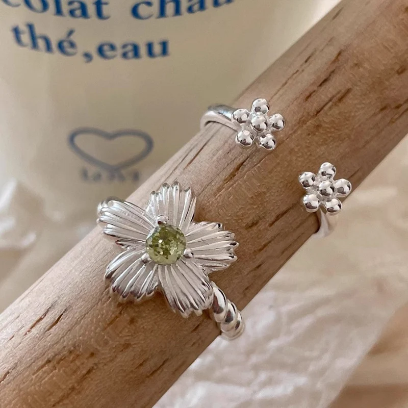 Title 1, Anello a fiore per donne, versatile e adatto a ...