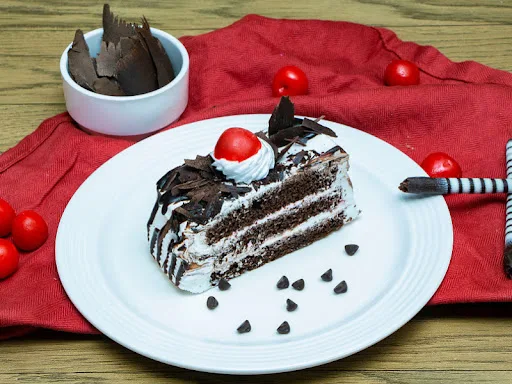 Chocolate Mud Chips Cake