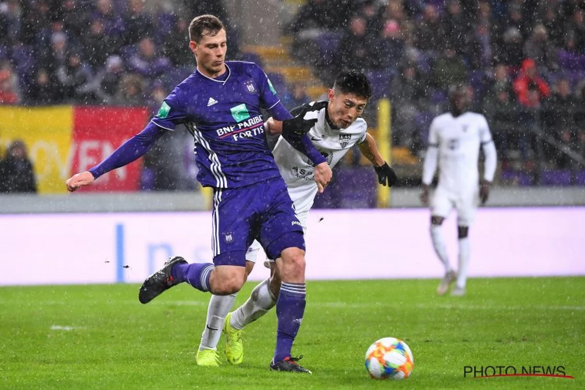 Anderlecht-verdediger blikt tevreden terug op zijn interlanddebuut: "Mijn droom is de Premier League"